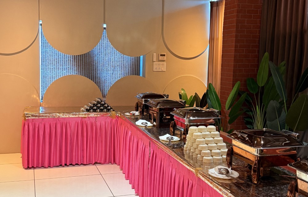 Hotel Madhur