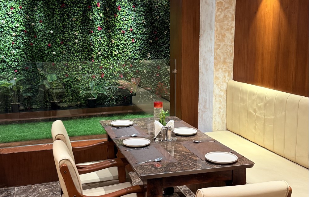 Hotel Madhur