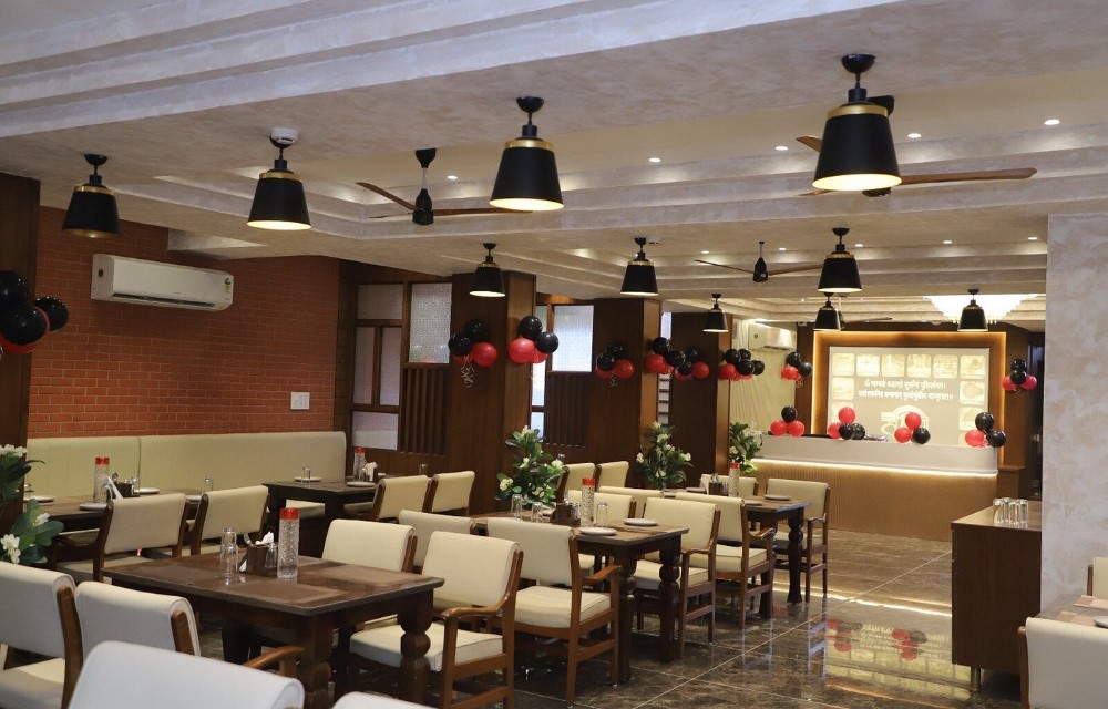 Hotel Madhur