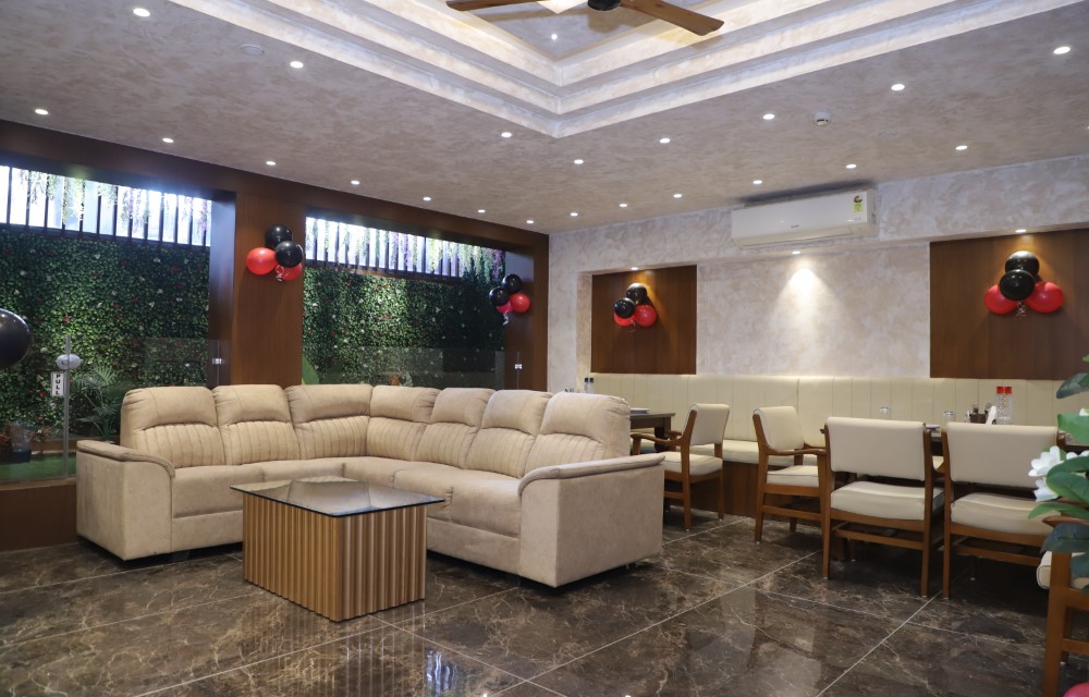 Hotel Madhur