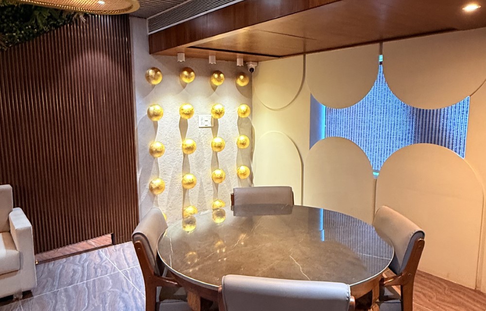 Hotel Madhur